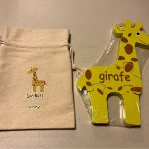 Baby puzzle giraffe in two languages